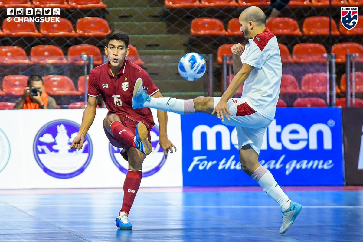 Changsuek_TH's tweet photo. #FutsalUpdate ช้างศึกโต๊ะเล็ก เกือบน็อค โมร็อกโก ก่อนเจ๊า 2-2
อ่านเพิ่มเติม : https://t.co/048gxSu6xB
#ช้างศึก #บอลไทย #ฟุตซอล #ฟุตซอลไทย #Thailand #FutsalThailand #ฟุตซอลทีมชาติไทย #ContinentalFutsalChampionship2022 https://t.co/wrxMn5NzFp