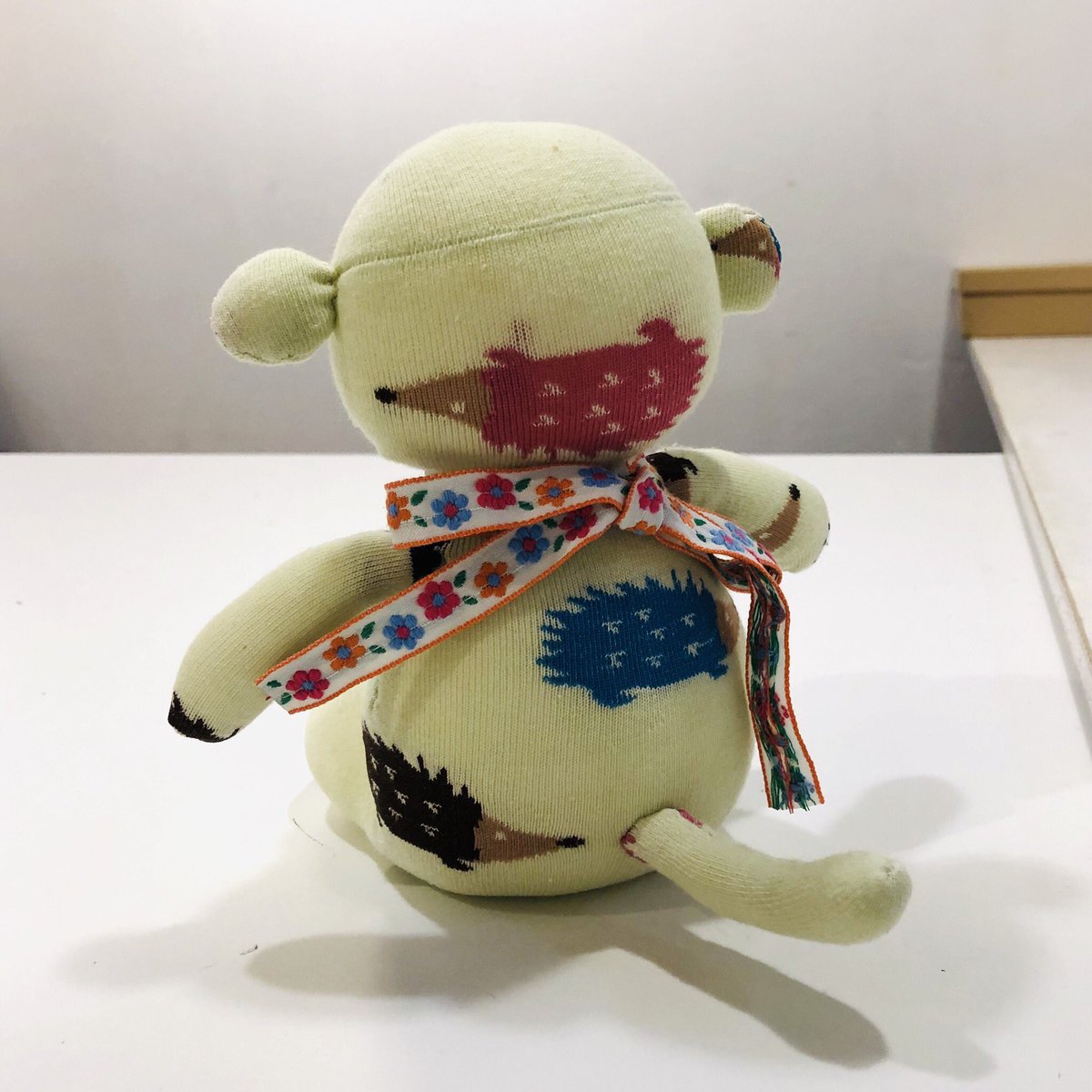 ARTHOUSE_horie's tweet photo. おはようございます。
昨日もたくさんのご来場ありがとうございました。
午後から少しお店を抜け出していたので、みなさんとゆっくりご挨拶もできずにすみませんでした。

久しぶりの靴下ぬいぐるみ教室の写真も撮れず残念！
来月10/9の教室には、干支のウサギさんが登場！

https://t.co/vdSlpD2qb9 https://t.co/Dwl7cn1xS1