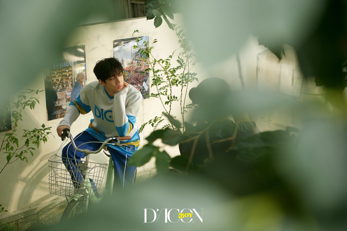 dicon_official's tweet photo. DICON BOY 비하인드 포토📸

#𝐂𝐇𝐀𝐍𝐜𝐞

청량 그 잡채 박재찬🌷
더 많은 비하인드 포토는 오직 디아이콘 보이에서🍋

#재찬 #Jaechan #朴宰燦 #DKZ #디아이콘 #DICON #DICON_BOY #디스패치 #DISPATCH @dkz_dy https://t.co/uTqto2iOE6