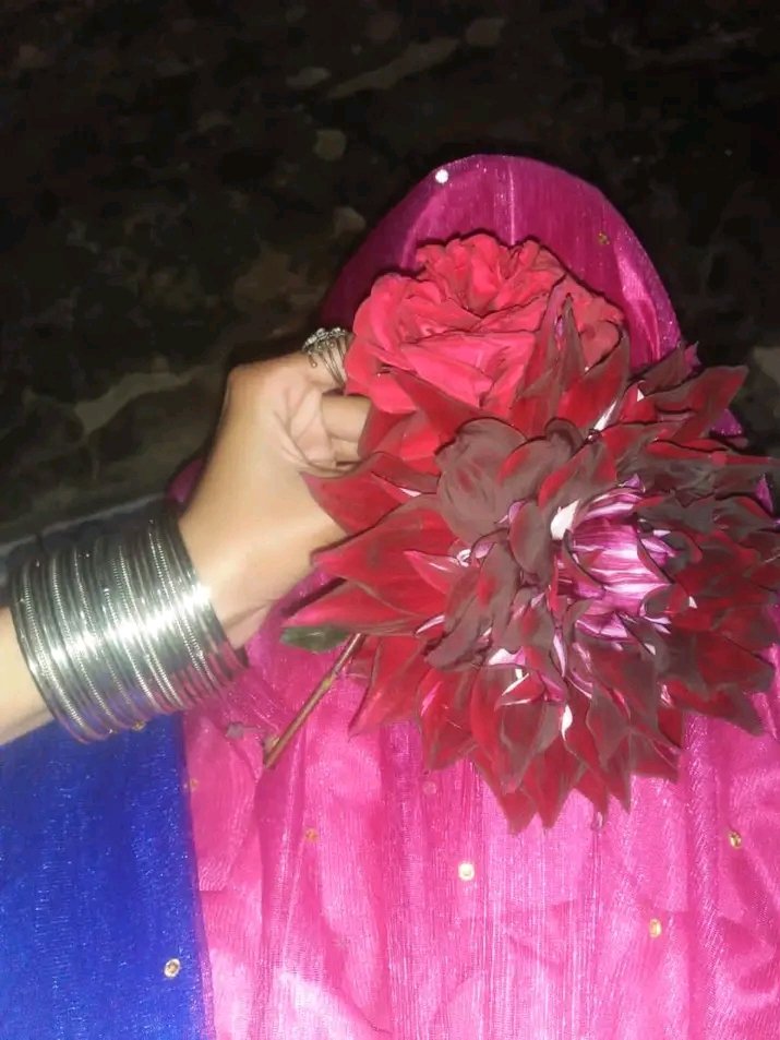 lebay_dey's tweet photo. #bbtvi #ROSEMARYSWEEP #Flowers https://t.co/VC9k03qOvd