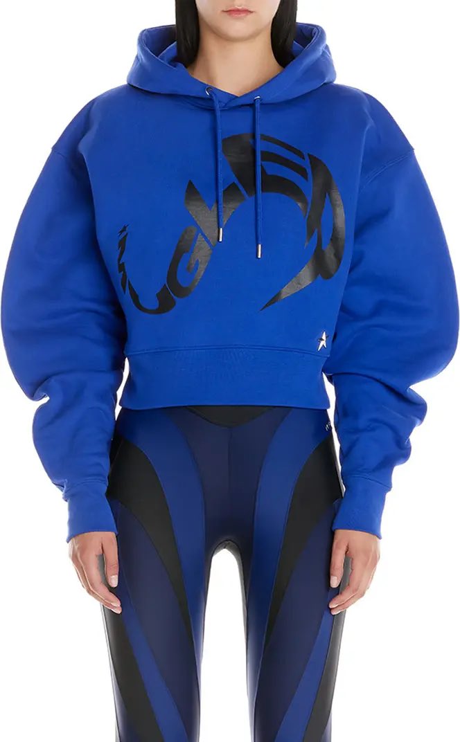 kingCONQUER_'s tweet photo. @NICKIMINAJ Im wearing my Mugler hoodie and some Mugler tights and my Marni fur slides #CalmFlex but im CLOCKING YOU! Miss mommas cuz I wanna know will you kick off the NM5 tour in the US? If so, FIRST STOP MIAMI #NICKISTEAPARTY https://t.co/KMbSgPxcmq