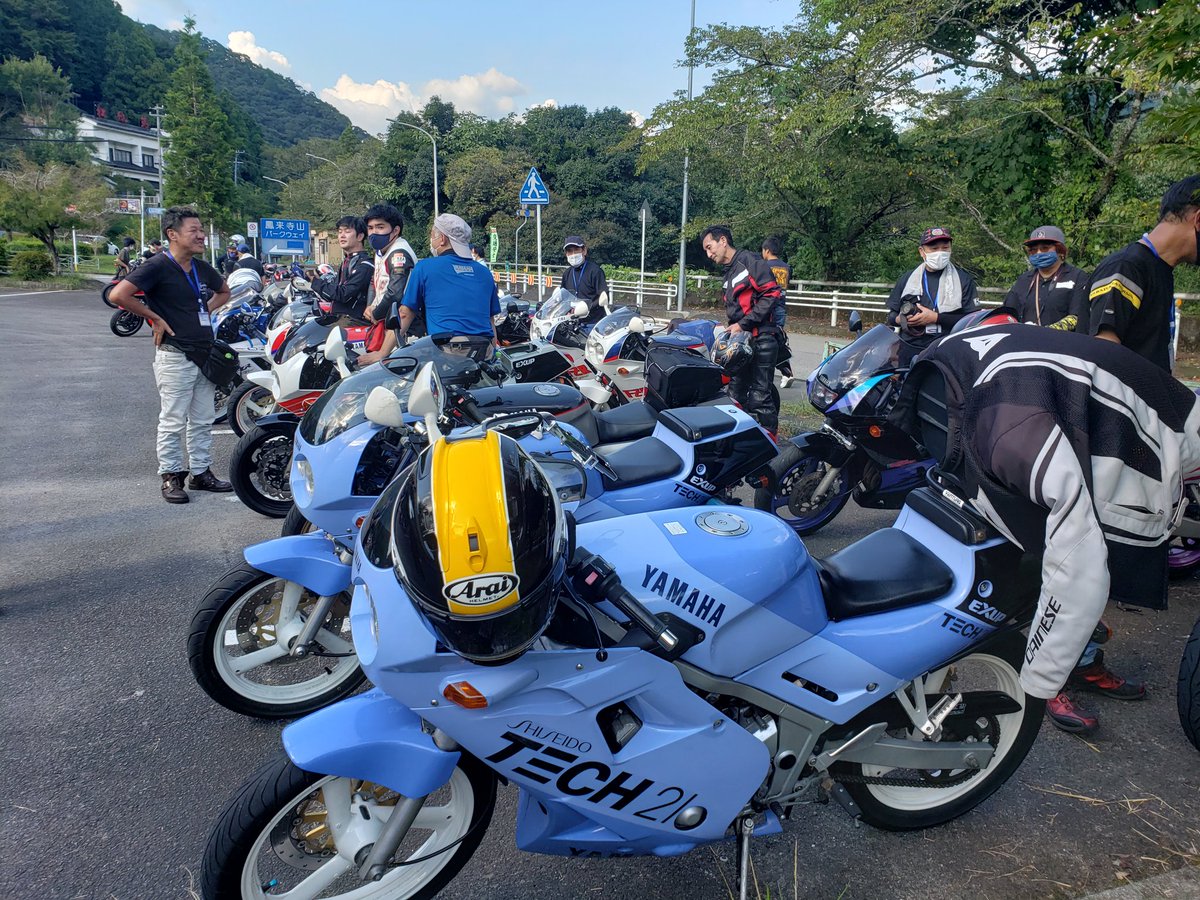 Leh6R's tweet photo. めっちゃ楽しかった～✨
���間と出会いもあって充実した！
次の集まりも楽しみだなぁ
それにしても全部かっこいい❤️
#80sMeeting https://t.co/fEjsHsg5p4