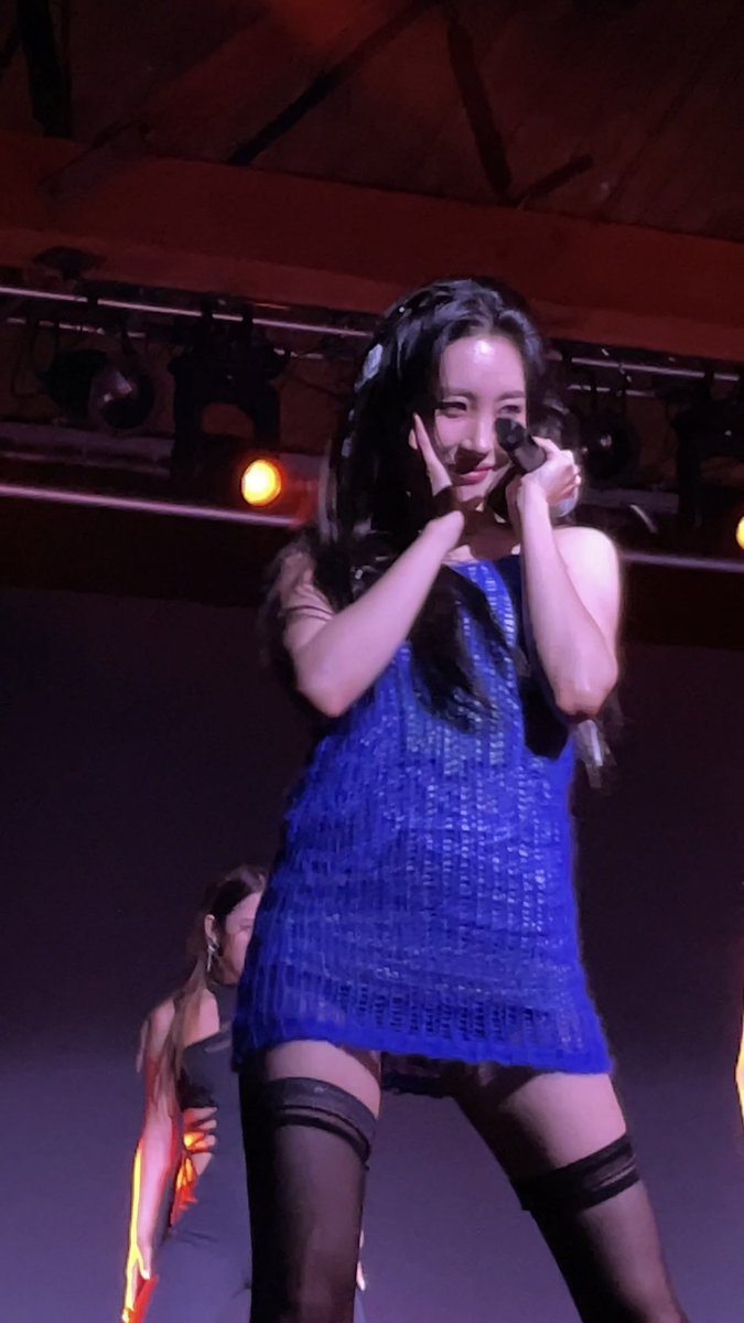 TokkiBlinkBkjck's tweet photo. Abou last night in Seattle w/ @miyaohyeah π«Άπ½π
#SunmiInSeattle #GOODGIRLGONEMAD #SUNMI #μ λ―Έ #SUNMI_TOUR_GOODGIRLGONEMAD https://t.co/uRw9B8Dg8a