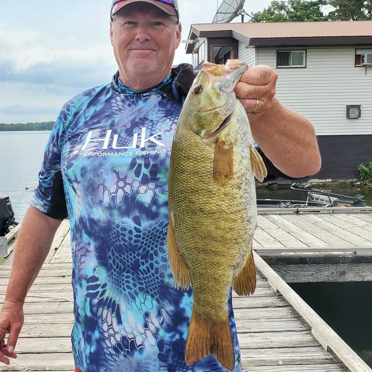 RangerAndBass's tweet photo. Club tournament win for Darren and I today on Balsam. This piggy helped us get 17lbs.
Love smallies https://t.co/YsACumidKm
