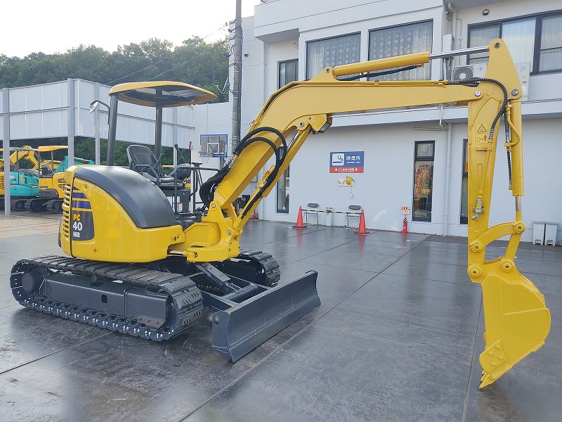 tokuworld7980's tweet photo. こんにちは
今日は朝から晴れています☀

本日のご案内機械！[BE2513]
https://t.co/BKzCqlueXf
0.15m3 #ミニユンボ #PC40MR-3 #コマツ

#トクワールド #中古 #重機 #建機 #愛知県 #春日井市
#重機買取 #ユンボ買取 #解体 #道路 #舗装 #工事 #ユンボ買取  #ミニショベル #共用配管 #アーム先端四面補強 https://t.co/MZTi7shB0O
