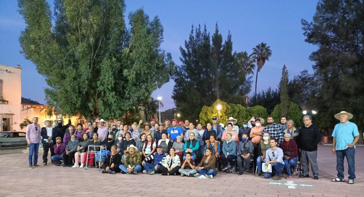 imdecac's tweet photo. #LosPueblosVivirán| Junto con las comunidades hemos supervisado todos los trabajos técnicos que las protegerán de quedar bajo el agua. Exhortamos al @GobiernoMX a redoblar esfuerzos para el cumplimiento de los 15 puntos comprometidos en el #PlanDeJusticia y de #ReparaciónDeDaños https://t.co/fvqt2mIHJN