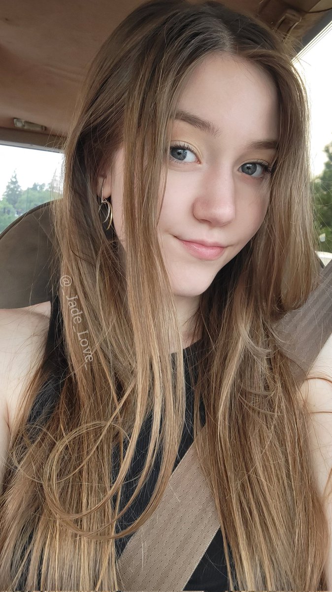 _Jade_Love_'s tweet photo. I thought my eyes looked pretty here https://t.co/UCB51YivUw