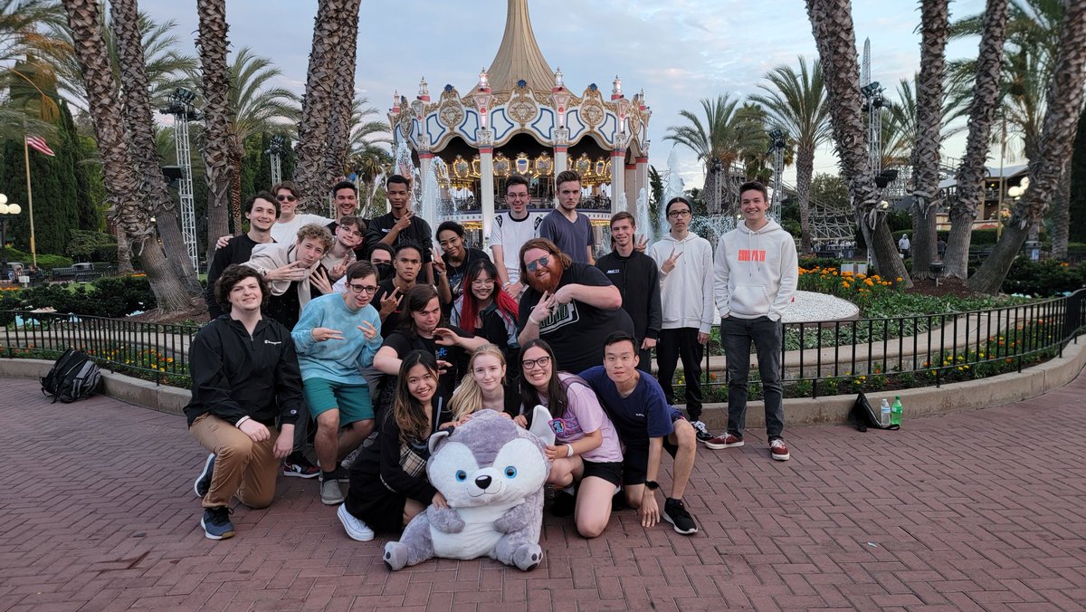 Had a winning time w everyone @ Great America today #RDC22