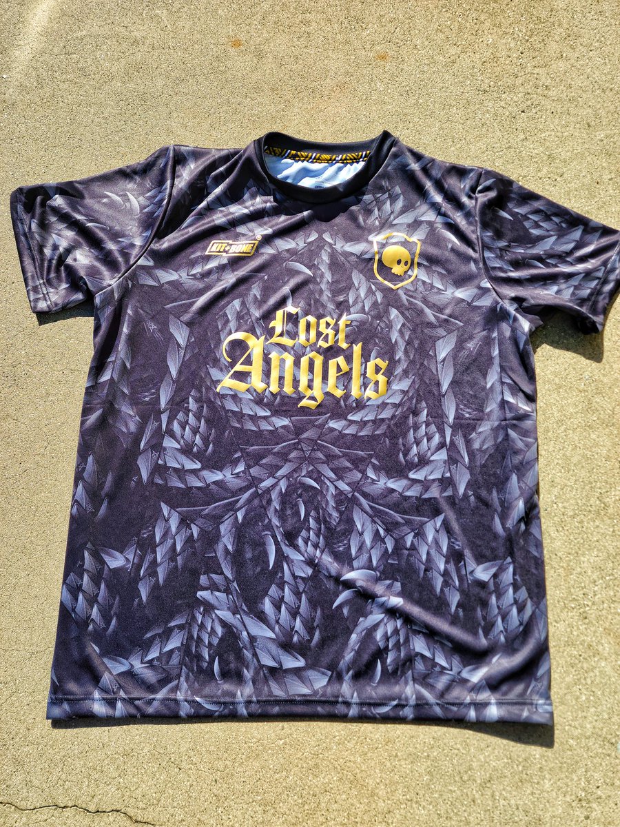 Dhem_boost's tweet photo. #KitDeliveryOfTheDay ๐๐ผ Lost Angels Dragon Jersey by @kitandbone
#LAFC | #KitAndBone | #Wales | #Cymru | #BlackAndGold | #DragonKit https://t.co/EzpMOMEuIb