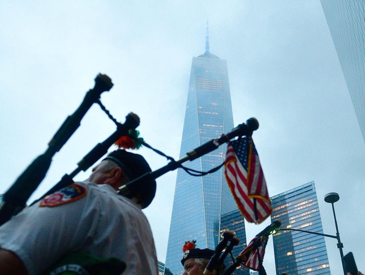 FDNY's tweet image. New Yorkers and visitors to our great city gather as the #FDNY Emerald Society Pipes and Drums band honors those who made the Supreme Sacrifice 21 years ago at their annual sunset tribute at FDNY #Engine10 and #Ladder10 #NeverForget Read more: bit.ly/3RVlY5H