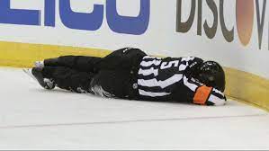 #Protectthezebras 🦓 Ice Hockey Referees face injury as they patrol the ice dodging pucks, sticks and players. This study from <a href="/drcharliepopkin/">Charles A. Popkin, MD</a>, <a href="/MichaelStuartMD/">Michael J. Stuart</a>, <a href="/IIHFHockey/">IIHF</a> look at injury patterns in ice hockey officials with some surprising findings!! journals.sagepub.com/doi/full/10.11…