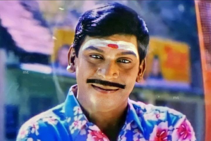 iam_hemraj's tweet photo. Gallery -ல ஏன் போட்டோ-வ விட, இவரோடு போட்டோ தான் அதிகம்..♥️

பிறந்த நாள் வாழ்த்துகள் வைகை புயல் வடிவேலு..❣️
#HBDVadivelu.. https://t.co/5levPsH4FS