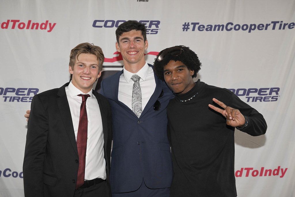 MylesRoweOnline's tweet photo. Completed the USF2000 Championship this year resulting in 2nd place. Was very fun and I am super grateful for the privilege to complete the championship and race against the best in the nation. Big thanks to my family for their incredible support and guidance. Love to all! https://t.co/cEi2AShDtw