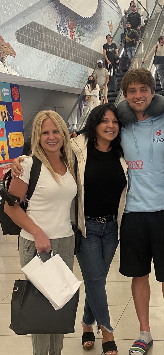 steffi149's tweet photo. They were so sweet🥰🥰 … HE’S BEAUTIFUL 😍😍 https://t.co/GLQ8rfghFT