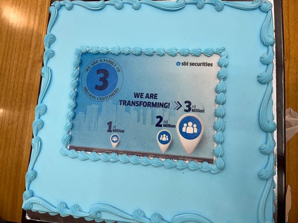 Deepak14916752's tweet photo. We have grown..! A small glimpse of the 3 million (DMAT) milestone celebration.Thanks to our clients for their trust on SBIcap Sec. We have added last one million in 13 months. We value the investor’s trust on us and stay committed to strengthen our relationship. #sbi https://t.co/IuvKeWMAOX