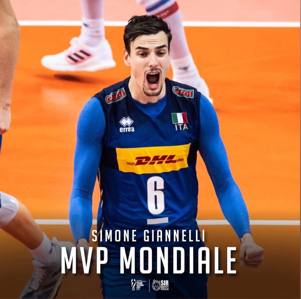 ami_theb's tweet photo. Un grandissimo applauso a questo grande uomo.
Un capitano con la C maiuscola, un trascinatore come pochi, un palleggiatore immenso e stasera pure attaccante.
Simone Giannelli nessuno come te
❤️

#italvolley
#ItaliaPolonia
#VolleyballWorldChampionship https://t.co/ZWnhYdGlQ1