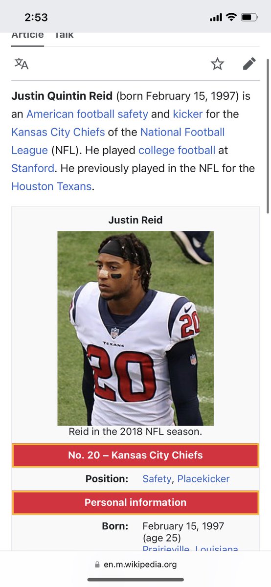 GlitchyKoala's tweet photo. I love the internet! @JustinqReid is a great kicker! #NFLTwitter #ChiefsKingdom #BirdCityFootball #AzvsKC https://t.co/pJ1pPn21lx