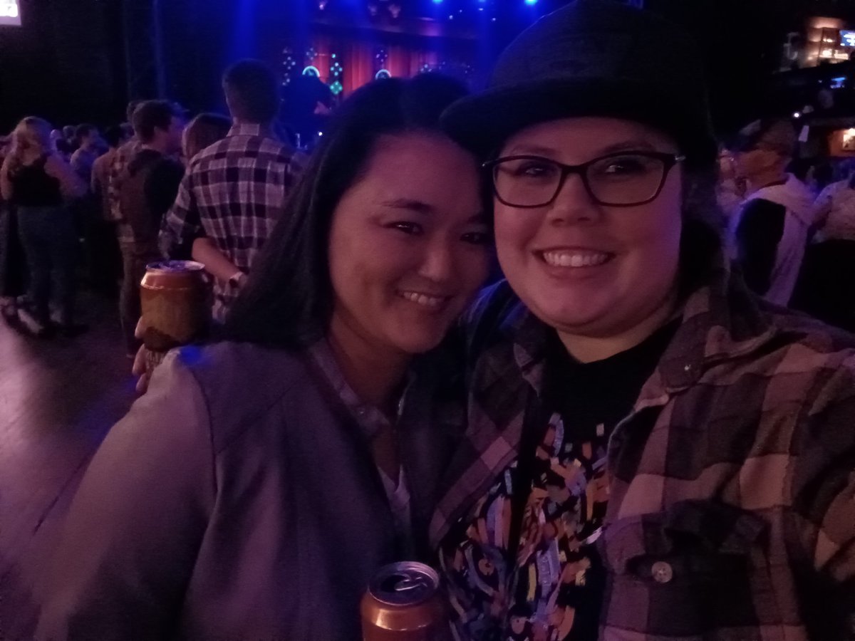 keehnidea's tweet photo. I went to Judah and the Lion the other night with the lovely @maralune ! It was an excellent evening. https://t.co/a6yeqjlVyV