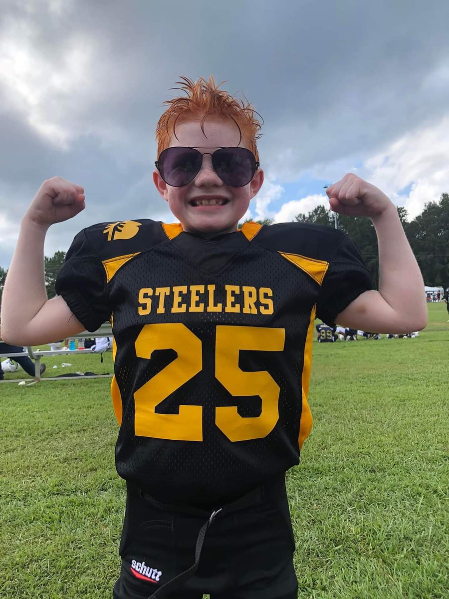 RoninDingo's tweet photo. Little man loving him some tackle football https://t.co/PvCwggO3r7