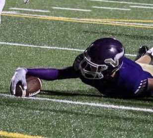 Got my first TD of the season! Hopefully more to come 😀🏈 <a href="/LSHSVikingsFTB/">Lake Stevens HS Football</a> <a href="/lshs_sports/">LSHS Vikings Sports</a>