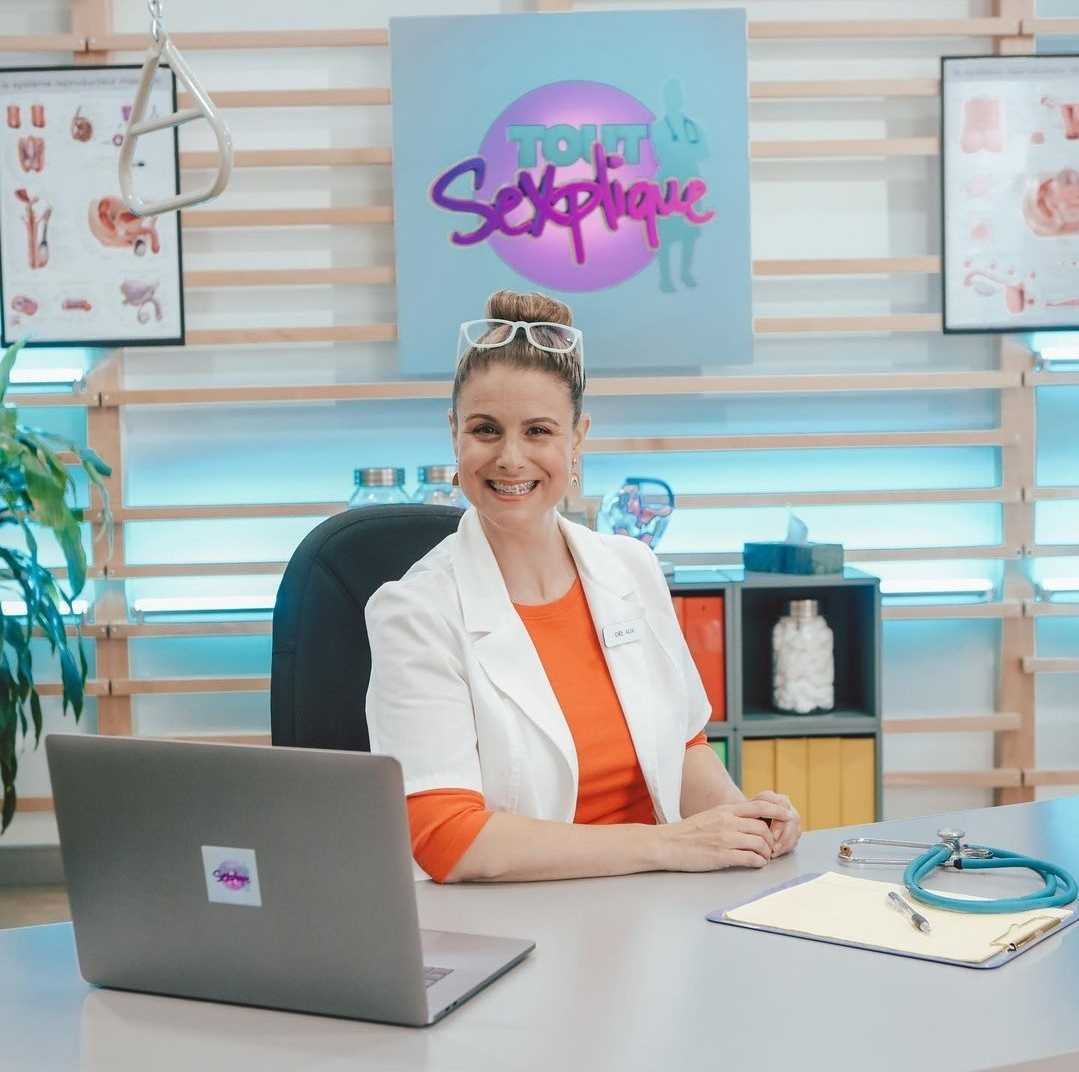 RocketFund's tweet photo. TOUT Sexplique has launched on Unis TV 🙌 Using humour, interviews, music and candid discussions with teenagers, this series helps kids to learn about puberty and sexuality in a safe space.

👀 Every Saturday at 5:30pm ET from Sept 10th - Dec 3rd, 2022.

@GAPC_ENT #RocketFunded https://t.co/JOR5NcvNyP