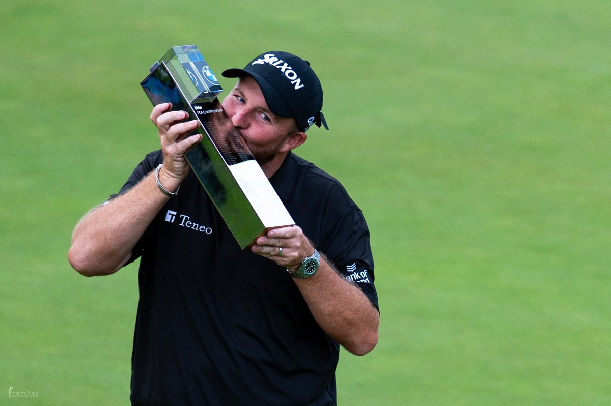 AndrewLunnPhoto's tweet photo. @ShaneLowryGolf @DPWorldTour @BMWPGA Congratulations @ShaneLowryGolf - Here a few moments that I shot. Looks like you really enjoyed that walk up the 18th #BMWPGA #Golf https://t.co/5nxbrKKT4k