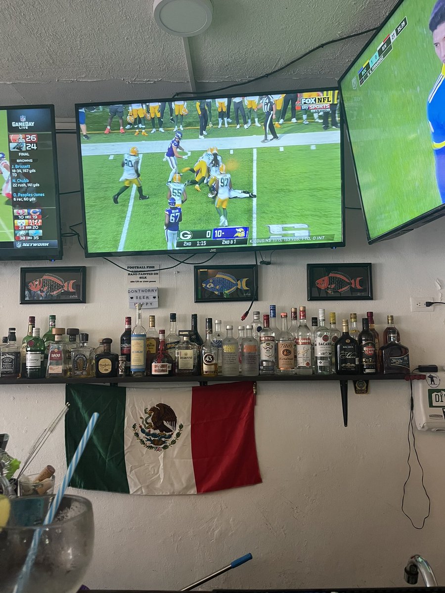 janasack's tweet photo. @JSilverdust SKOL from Mexico. 🇲🇽😎 https://t.co/nvYJpBo1Tp