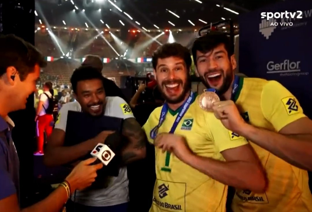 gigi filha de pejão 💢 tweet media