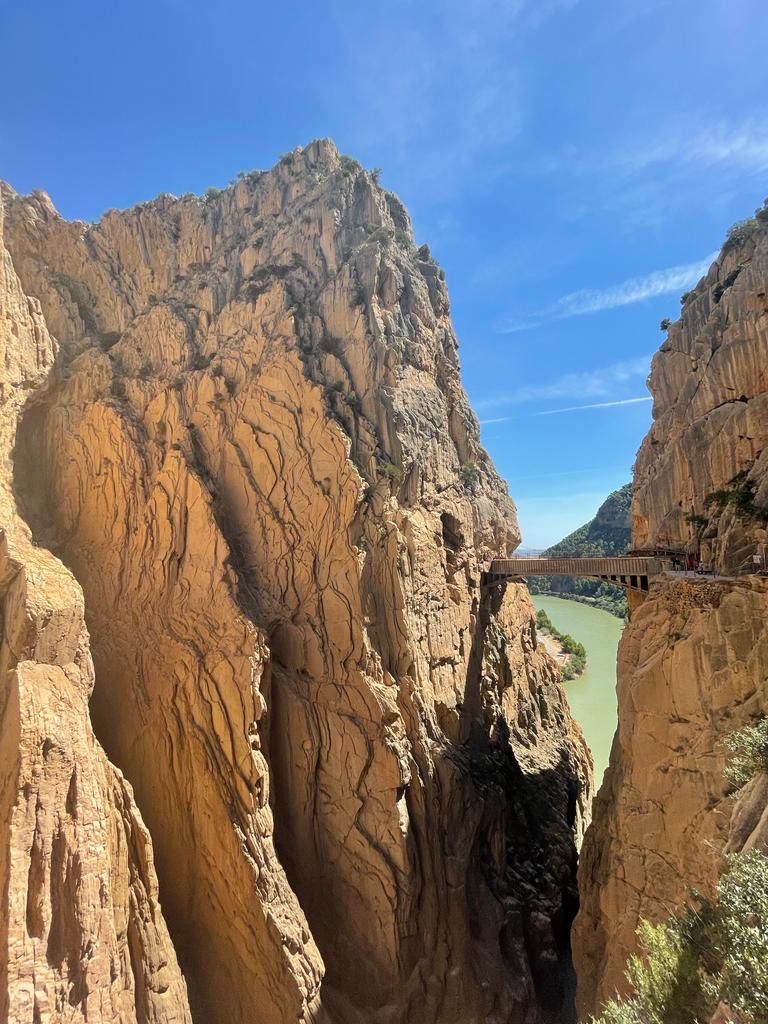 sebasgrubio's tweet photo. Caminito del rey https://t.co/rxxrvHXUwL