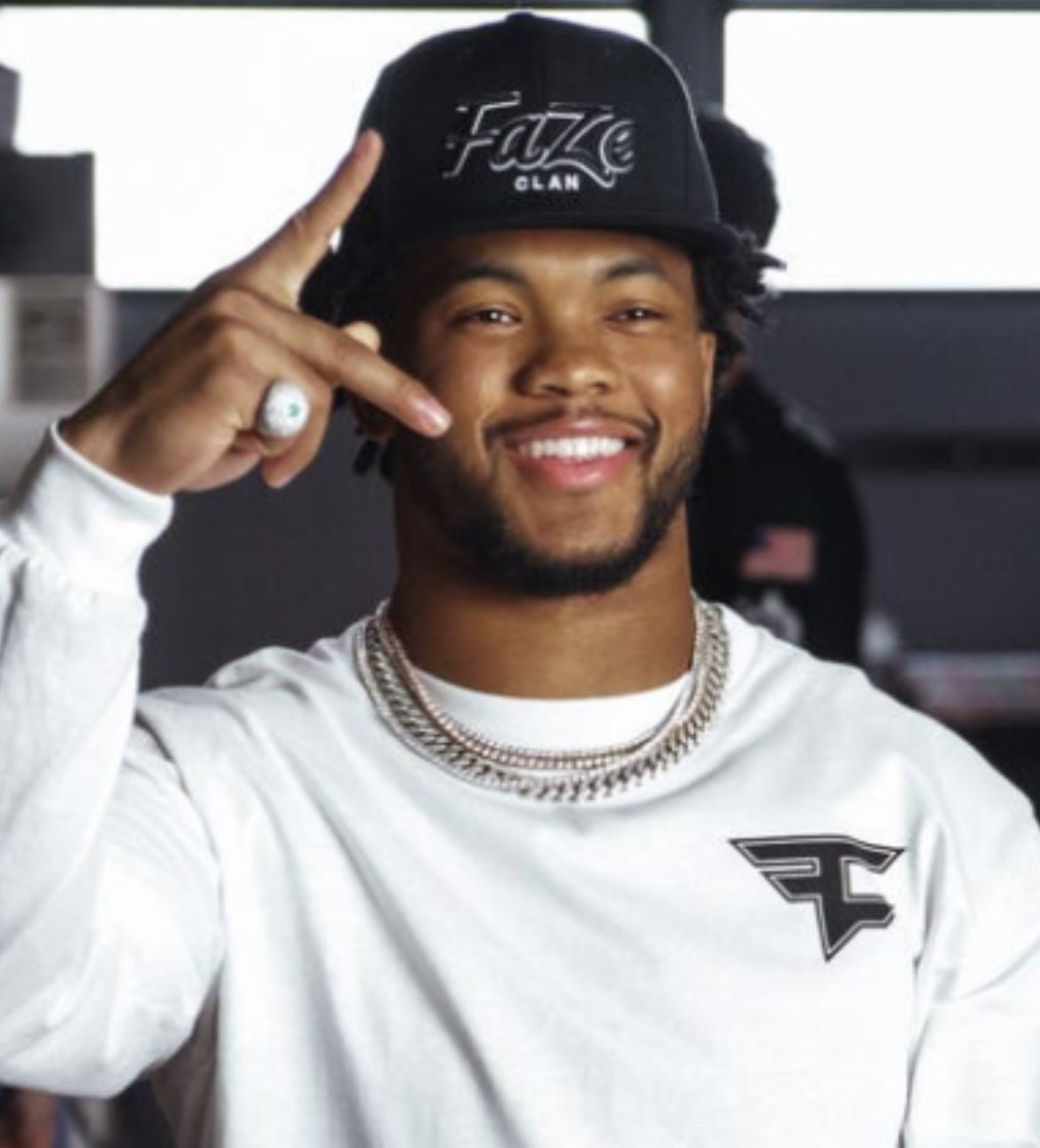 clapinpawgs-on-twitter-azcardinals-this-the-man-we-paying-40-million
