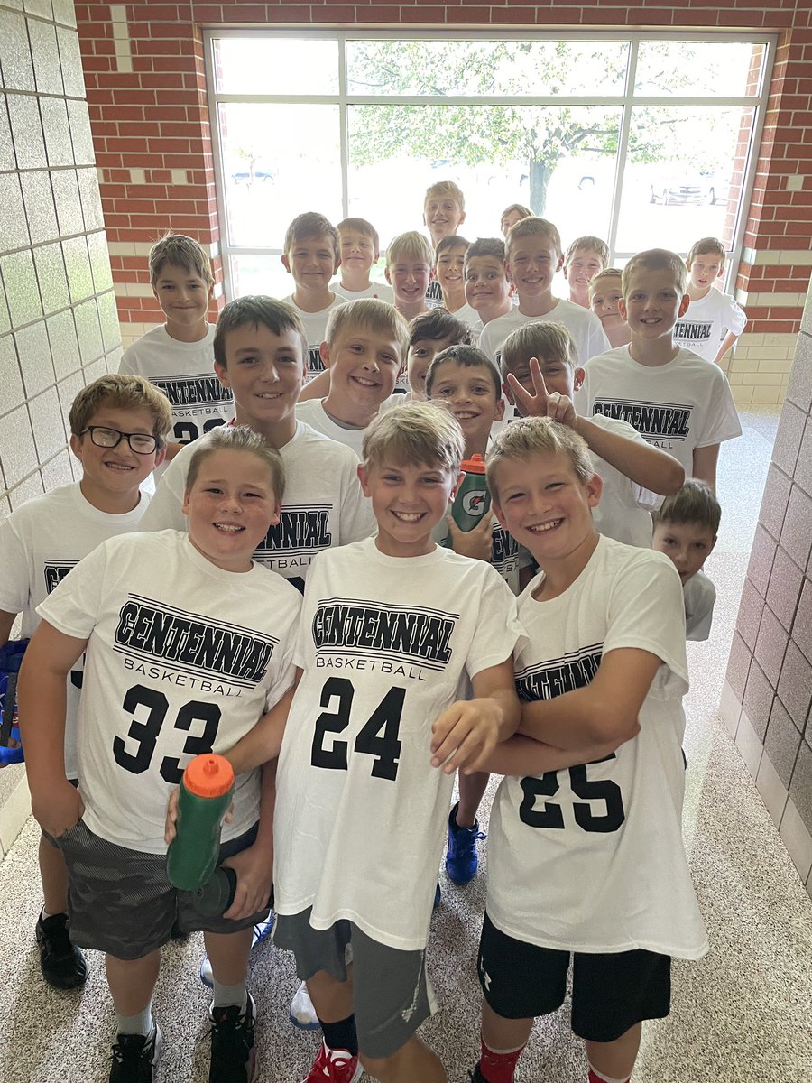 CentennialBask1's tweet photo. 5-6-7, we’re in tryout heaven!  Day 1 for the boys is in the books!  Check your email or the website for day 2 dates/times 🏀👏🏼 https://t.co/yBVuogdfkl