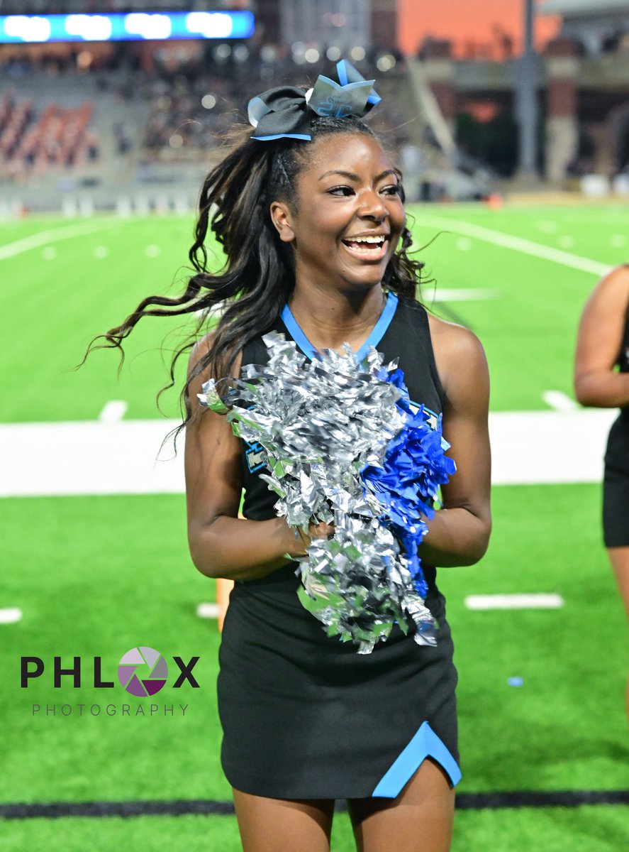 vypesideline's tweet photo. One more shoutout to the AMAZING cheerleaders at Shadow Creek!! These ladies really made our night fun📸📸
LADIES… make sure to check out https://t.co/802JWSakSV to look at your photos from the game.
#texascheer #texashighschoolfootball #htxfootball #htxcheer #maxprepssports https://t.co/adUdnEjQrB
