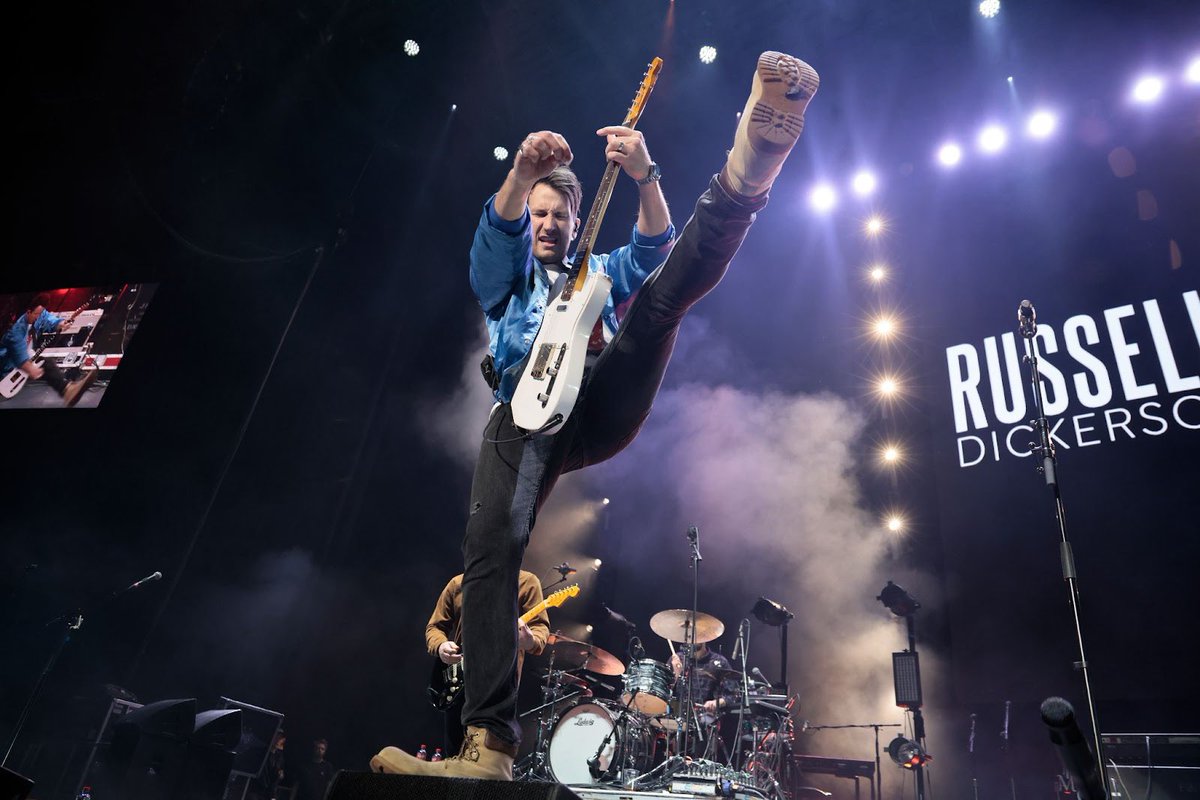 russelled's tweet photo. Only ONE MONTH til we take the #RDParty back across the pond and this is how I’m feeling about it. WHO’S COMING!? https://t.co/2A3nCcZRdj