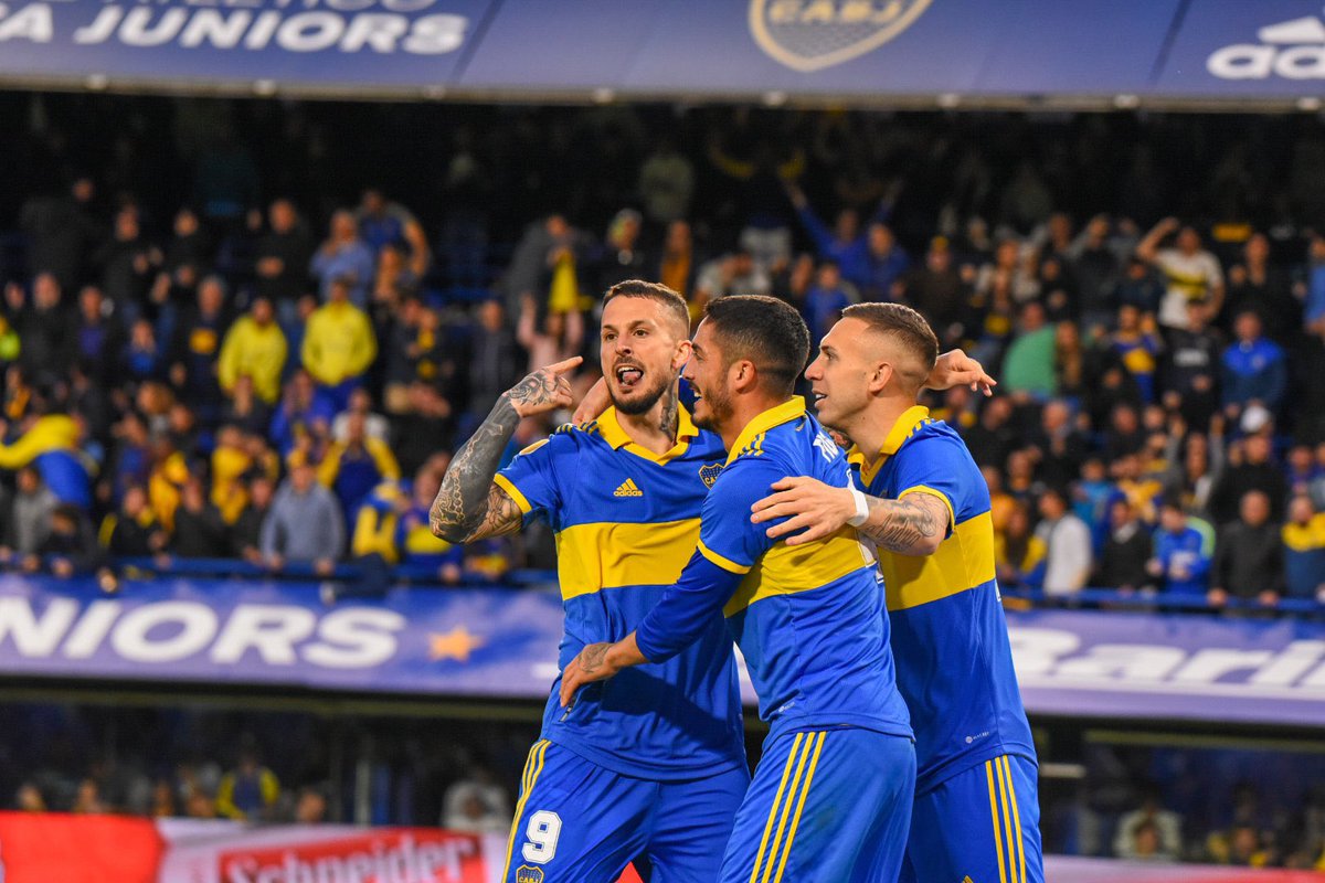 la12tuittera's tweet photo. ¡Vamos Bocaaaaa! 💙💛💙🙌🏻 https://t.co/o0LlysiXgG