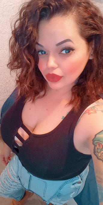 Tany Lesixx’s pics and videos