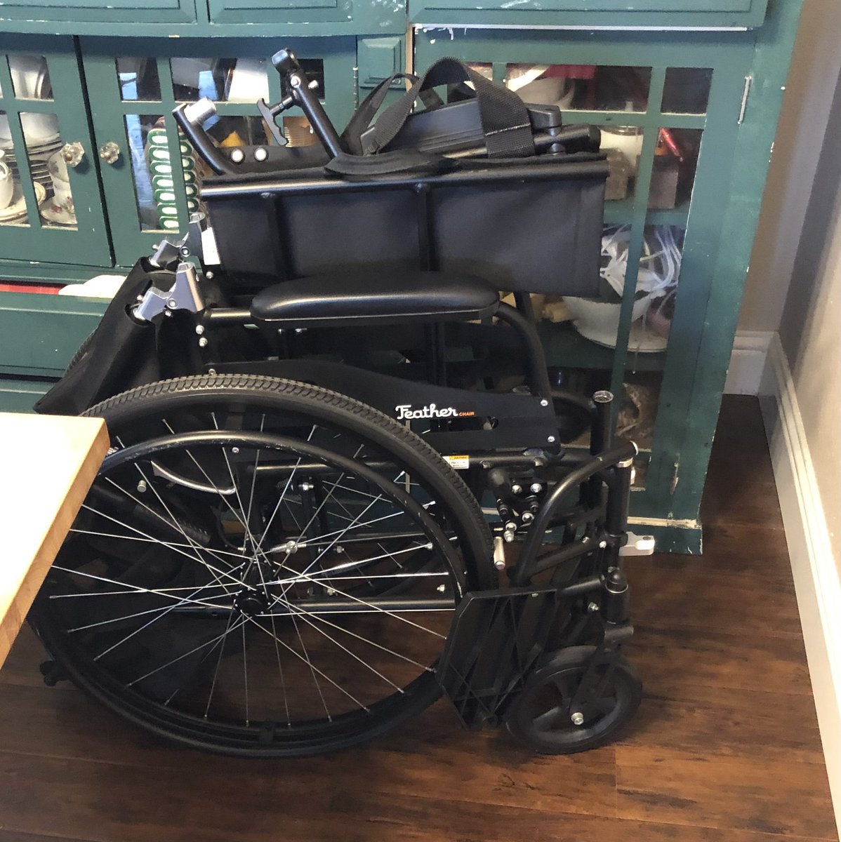 shapingherworld's tweet photo. My new ride when I need it
#WheelChair #mobilitychallenges #invisibledisabilities #Mentalhealth #support https://t.co/lSiZBD7jic