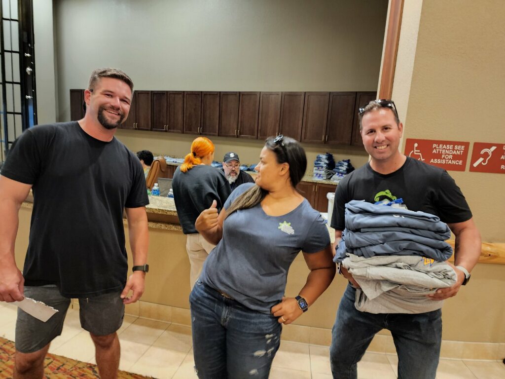 CaliforniaPAL's tweet photo. On Saturday, September 10 this year’s California PAL Youth Mentoring &amp; Leadership Academy (YMLA) conference kicked off at the Great Wolf Lodge in Anaheim!  Big thank you to participating PALs and SALs for bringing 100 chaperones and youth leaders to the YMLA event! https://t.co/DoGTYFJtJv