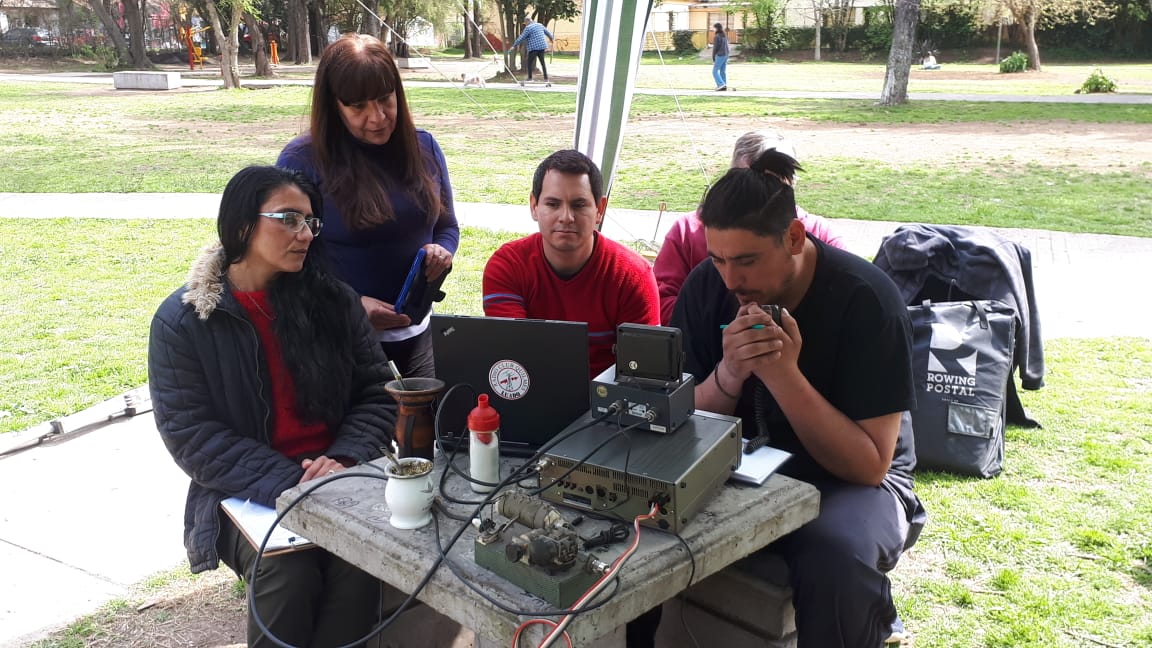 LU4DQ's tweet photo. #RadioClubQuilmes Hoy cumplimos 73 Aniversario y lo festejamos con un hermoso día de campo,
Muchísimas gracias a todas las estaciones!. #CQ . #LQ4D #LU4DQ #Radioaficionados https://t.co/zblNyCDrVu