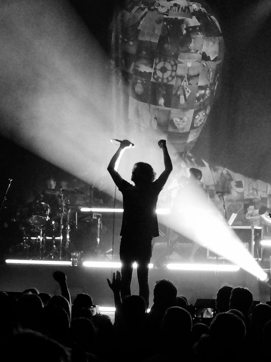 BarbaraCossey's tweet photo. @embrace 
#uea #embrace #norwichgigs #LCR https://t.co/43hS6eeQZo