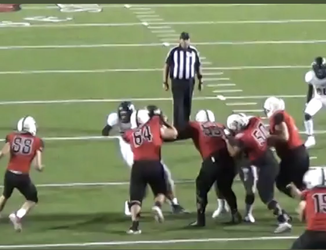 jwayne47's tweet photo. Proud of our Big Man #64 opening some holes at Left Tackle! https://t.co/41Ier2FbL7
