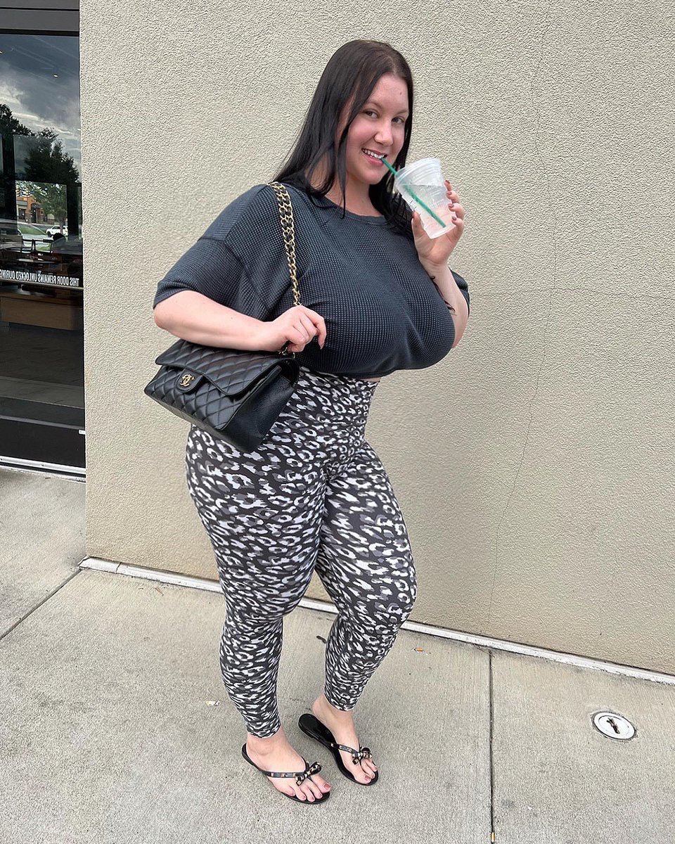 kaylee 🦋 on Twitter: "RT @amouredelavie: Enjoy every moment 💗"