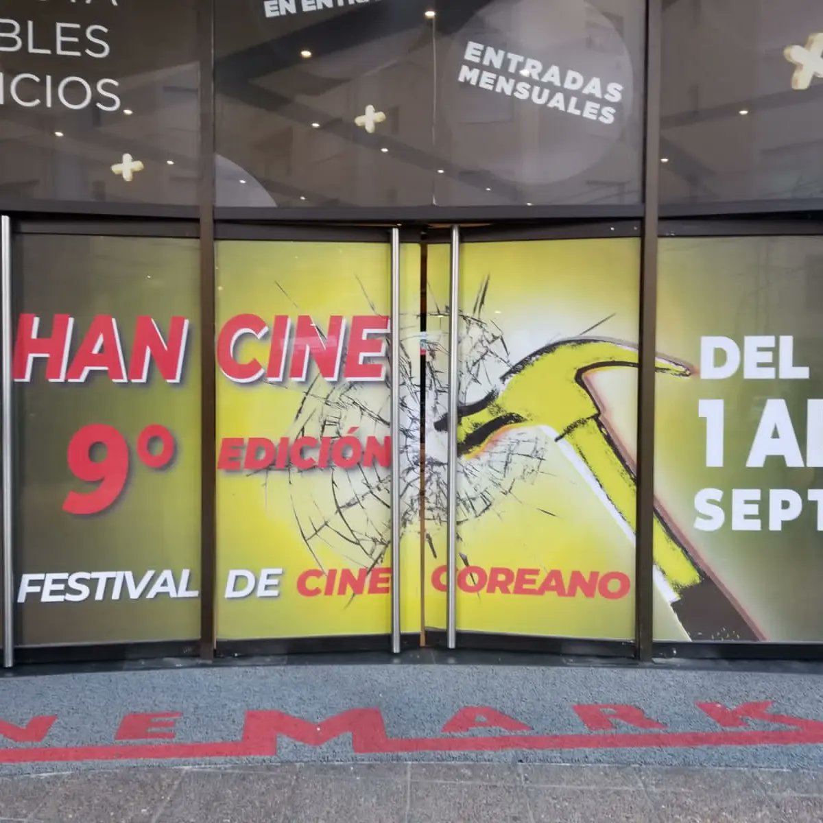 AnabelMinoz's tweet photo. Hermosa experiencia volver al Festival de Cine Coreano #Hancine presencial!! Fuimos a ver la película Hundidos el último día!! Gracias al @CC_coreano y a todos los que lo hicieron posible! #CineCoreano
#CentroCulturalCoreano
@gabipressello https://t.co/uKPvuyp4V6
