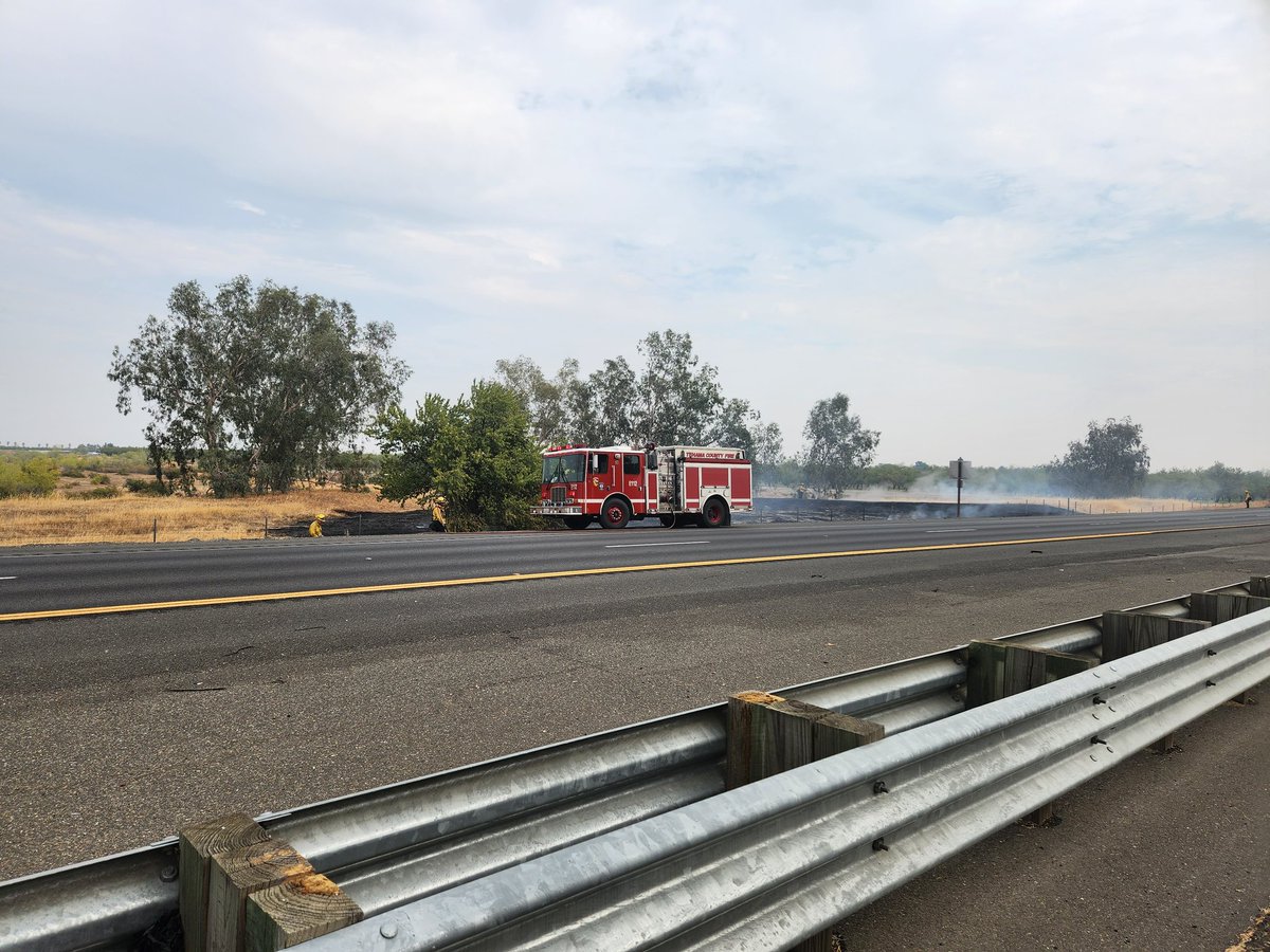 CALFIRETGU's tweet photo. Forward progress has been stopped on the #FiveFire on Northbound Interstate 5 X Gyle Rd. Commitment time for firefighters is approximately 2 hours. #CALFIRETGU2022 https://t.co/CJQ5zPFs5i