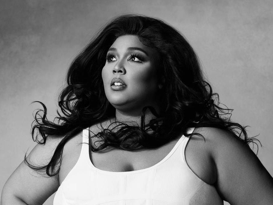 chartslizzo's tweet photo. Billboard Hot 100 — Final Predictions:

#5. “About Damn Time” (-2)
[21 Weeks on Chart]

#84. “2 Be Loved (Am I Ready)” (+13)
[4 Weeks on Chart] https://t.co/YUTCLCDABG
