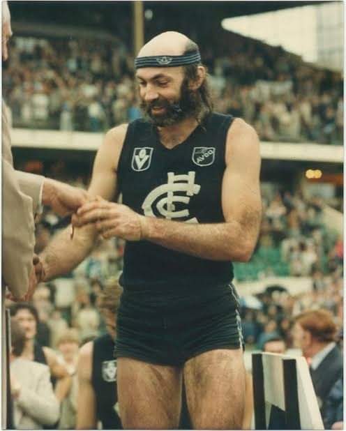 Happy belated birthday to this Carlton legend the flying doormat Bruce Doull 