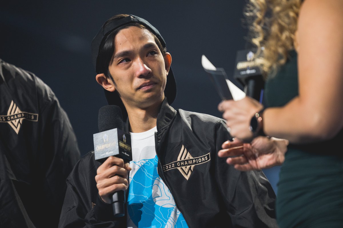 LCSOfficial's tweet photo. 💙 💜 #LCS https://t.co/UlhDkjVqLM