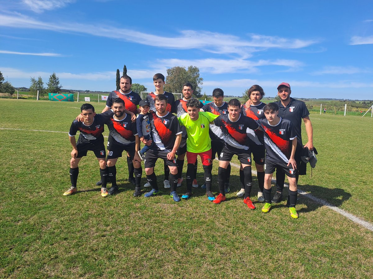 Javierv13984092's tweet photo. Huracán versus rampla https://t.co/jpGuBDIU3y
