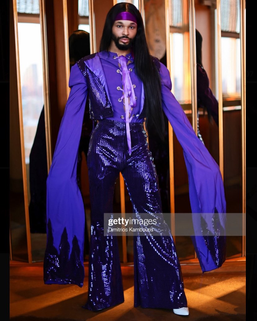 AddictedMarcos's tweet photo. Fashion Should Be Form Of Escapism, & Not A Form Of Imprisonment ๐
XEOMIN x VOGUE NYFW After Party ๐ชก
๐ธ: @dimitrioskphoto @vogue @gettyimages
Designer: @addictedbymarcos
Once You See Results You Become Addicted ๐ฅ
#nyfw #newyorkfashionweek #addictedbymarcos #vogue https://t.co/3fmLGJ61yH