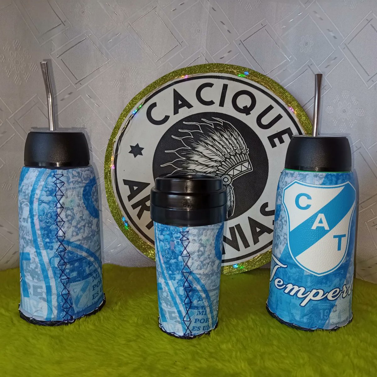 Cacique_Art's tweet photo. Mate Listo con bombilla de acero
Vaso Termico Personalizado
#temperley
#caciqueartesanias
Tu imaginación tú equipo !!
#mate #mateartesanal #mateargentino🇦🇷 #mateartesanales #temperleymivida #temperley💙 #gasolero #matelisto #matear #vasotermico #yerbamate #cafe https://t.co/yT6RkhgL47