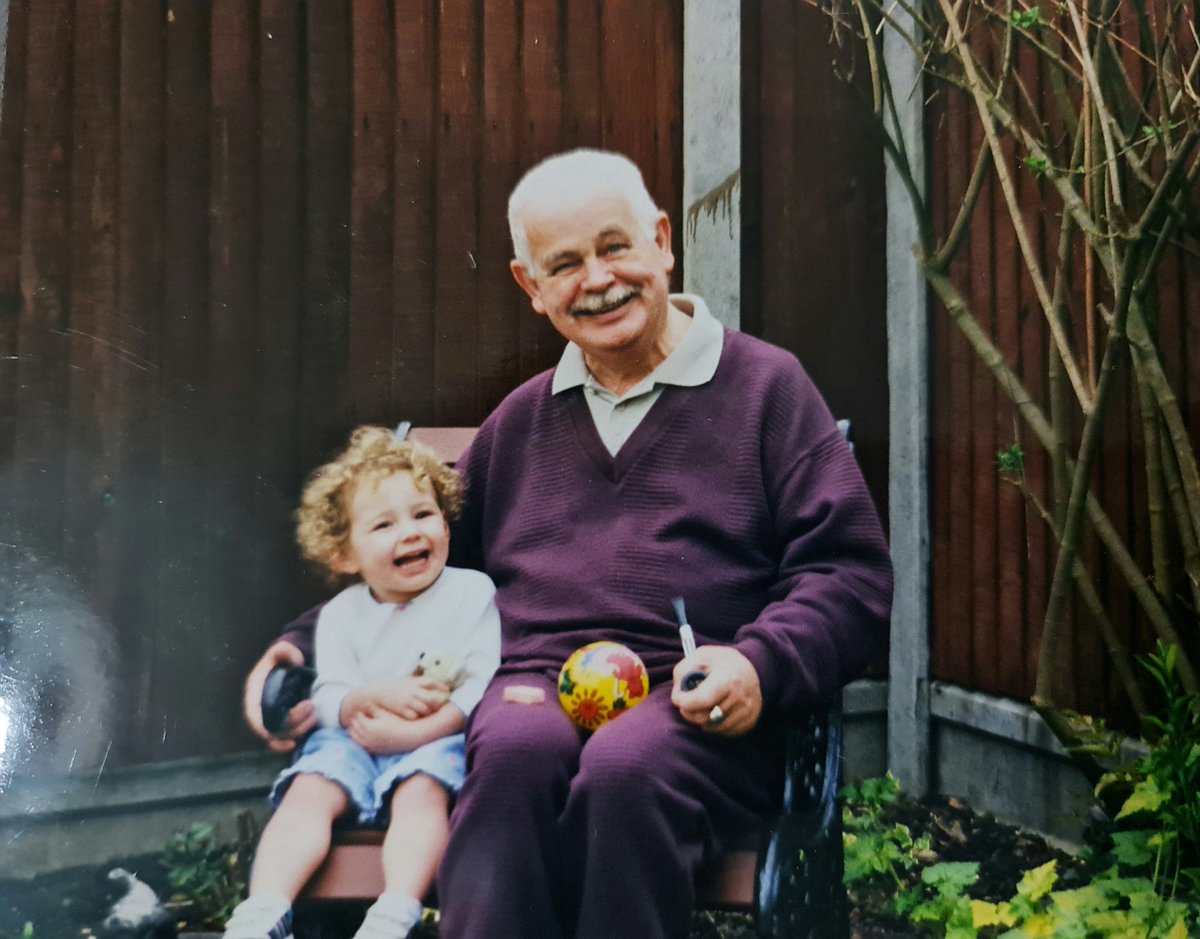 chunkyybuns tweet media